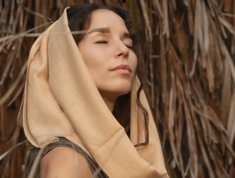 Pashmina advertising portrait